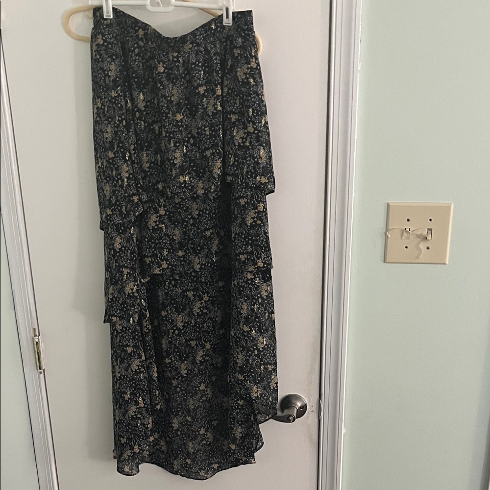 MELLODAY Tiered Black Floral Skirt